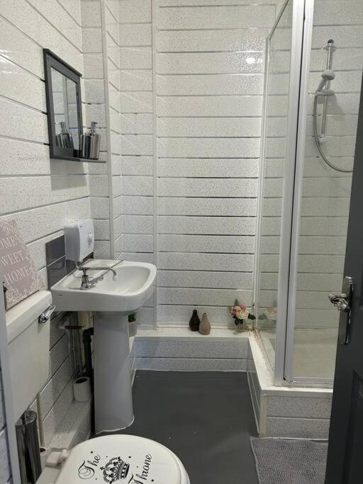 Cozy Downtown Studio Flat In Sheffield Apartment Luaran gambar